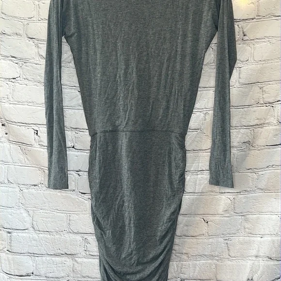 Athleta Gray Long Sleeve Dress Size XXS Excellent Condition - Picture 9 of 10